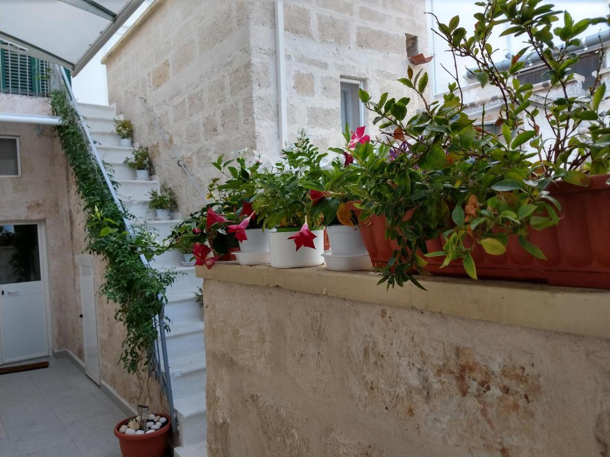 B&B 20 Archi Монополи Екстериор снимка
