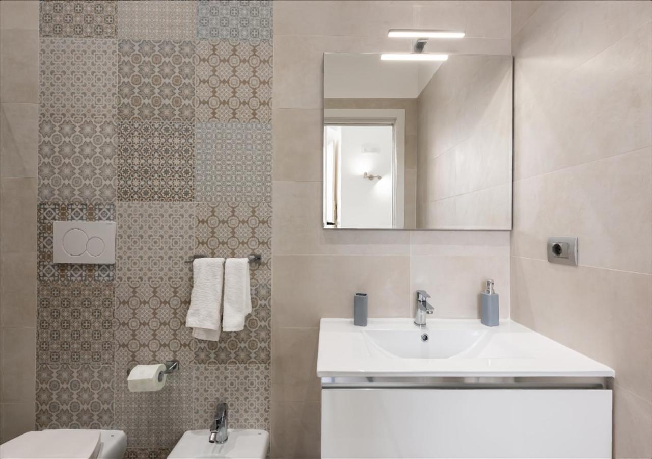 B&B 20 Archi Монополи Екстериор снимка