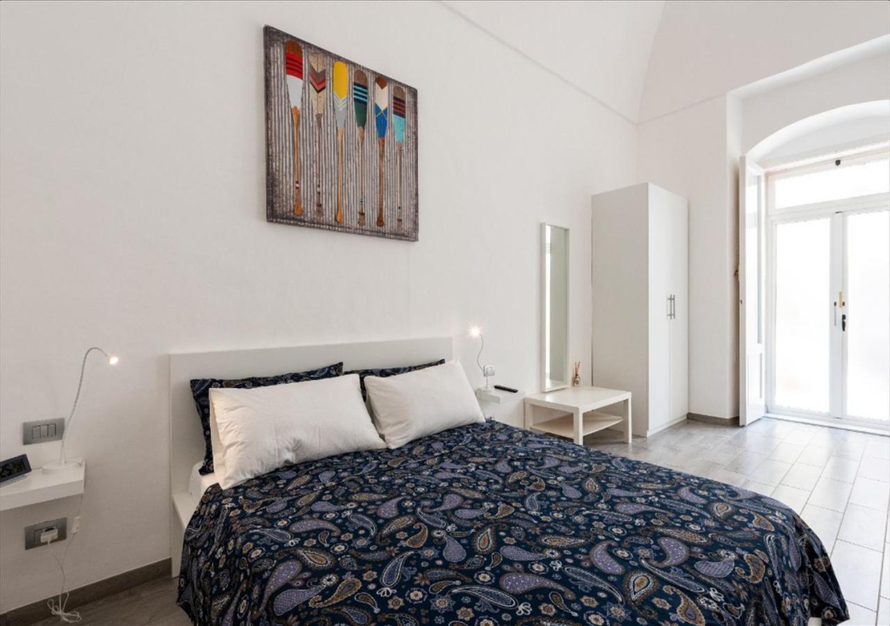 B&B 20 Archi Монополи Екстериор снимка